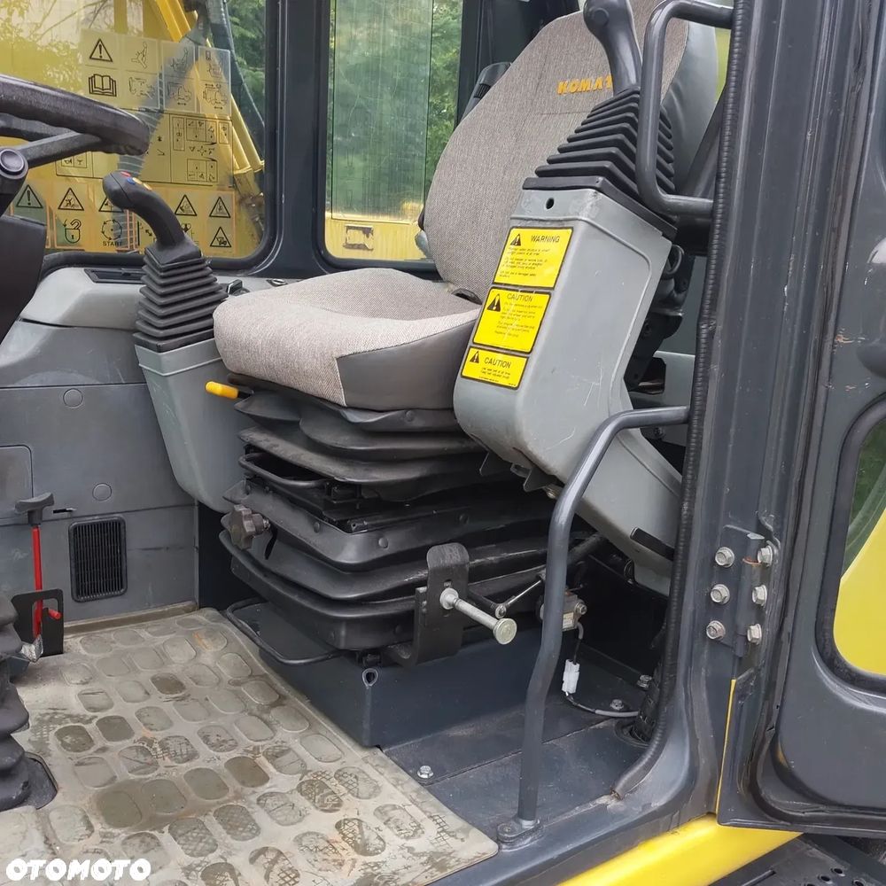Komatsu PW 130ES - 3