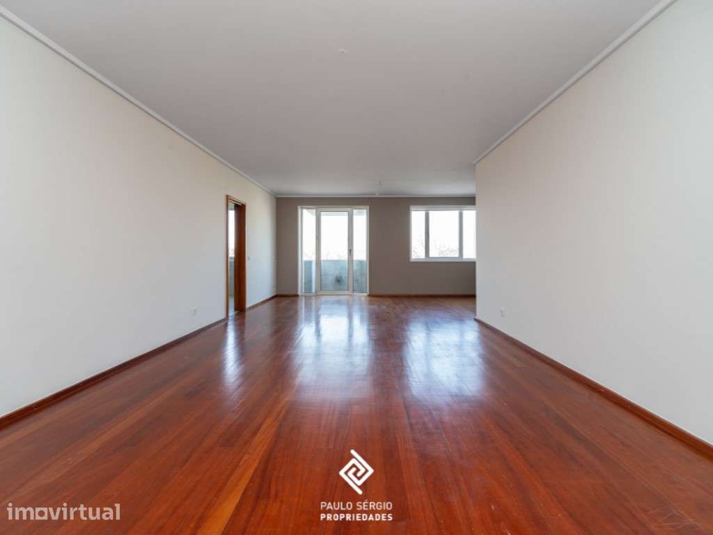 Excelente apartamento T3 situado no Porto - Aviz - Grande imagem: 3/19