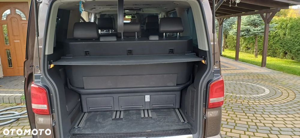 Volkswagen Multivan - 27