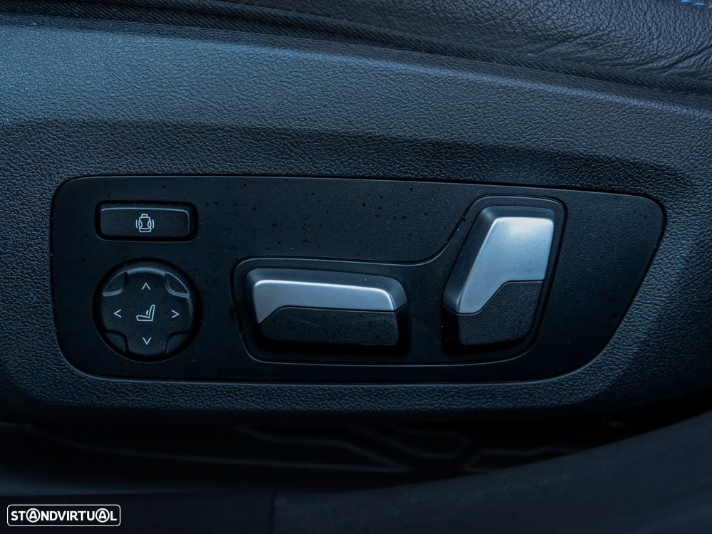 BMW i4 eDrive40 Pack Desportivo M - 34