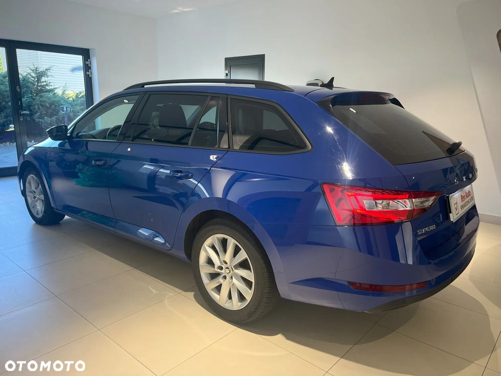 Skoda Superb 2.0 TDI SCR Active - 5