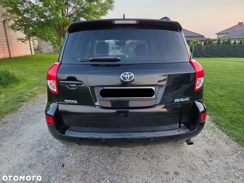 Toyota RAV4 - 12