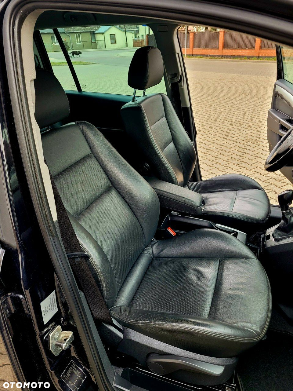 Opel Zafira 1.8 Cosmo - 24