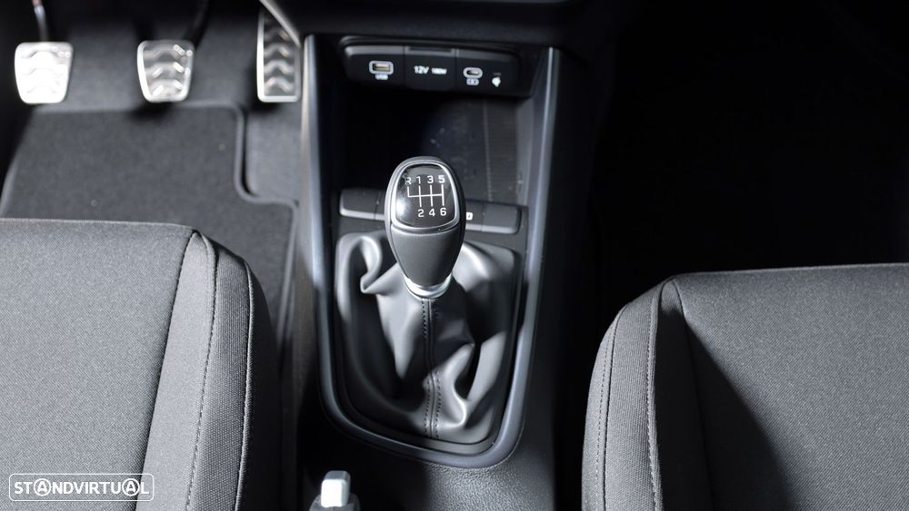 Hyundai Bayon 1.0 T-GDI Premium TT - 15