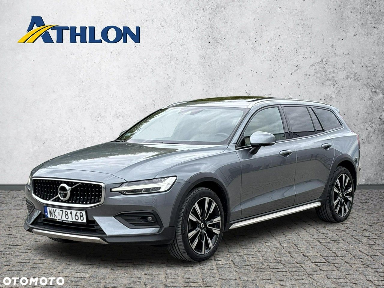 Volvo V60 Cross Country - 1