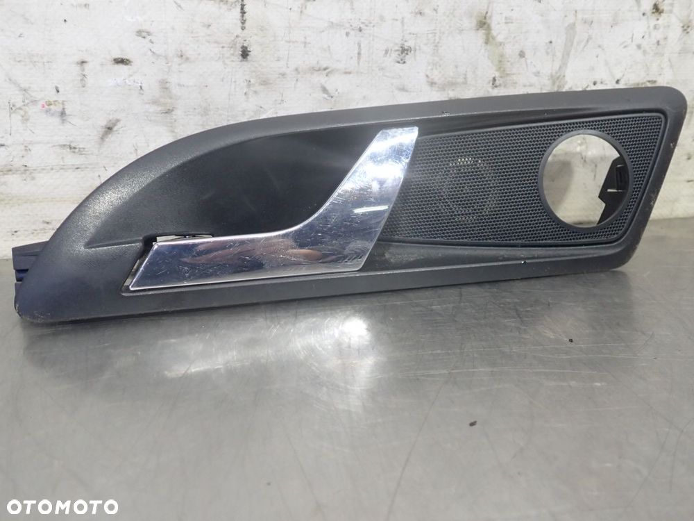 KLAMKA LEWA PRZEDNIA WEWNĘTRZNA SKODA OCTAVIA II 1.6TDI LIFT 1Z0837247 - 2