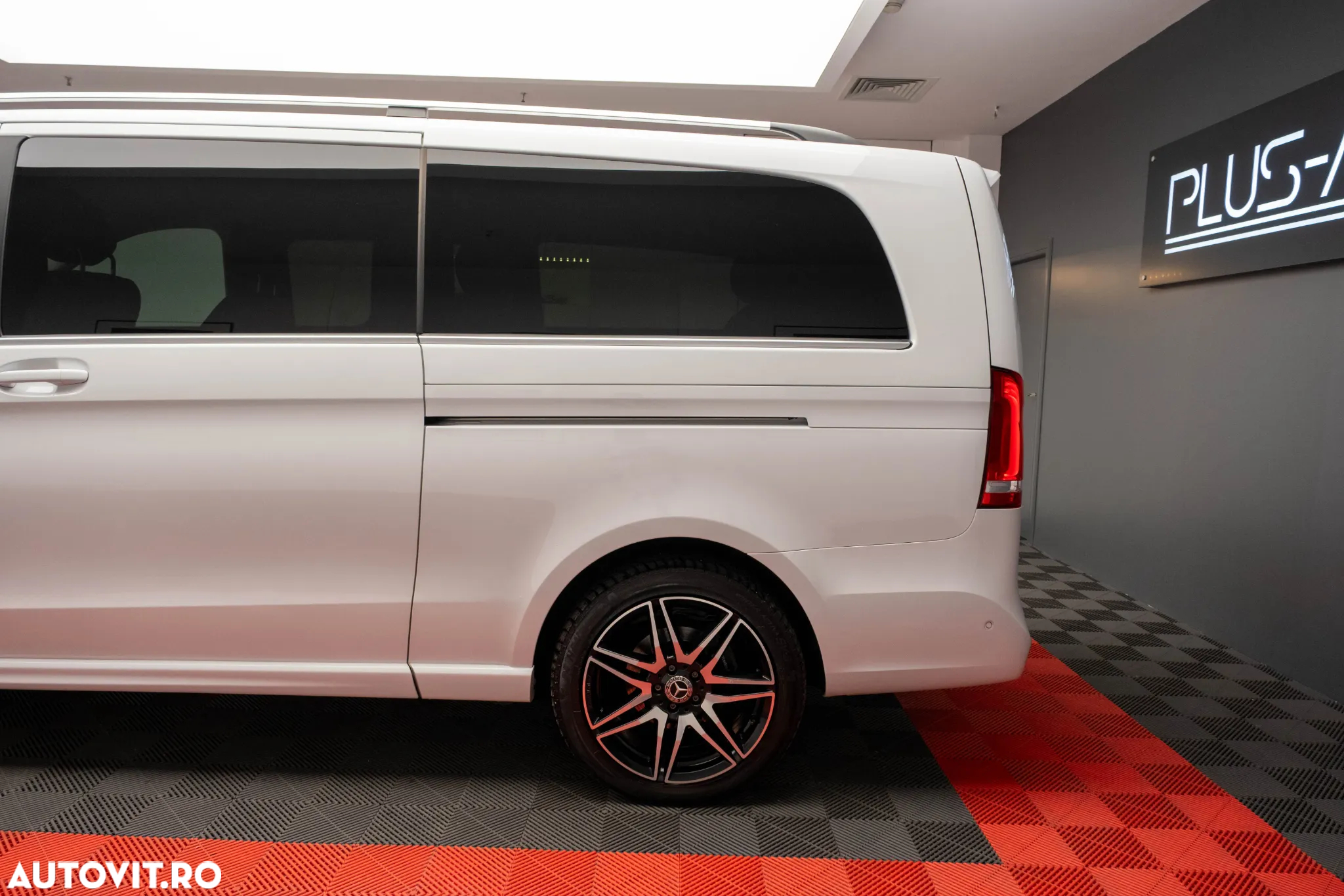 Mercedes-Benz V 300 d Combi Lung 237 CP AWD 9AT AVANTGARDE - 8