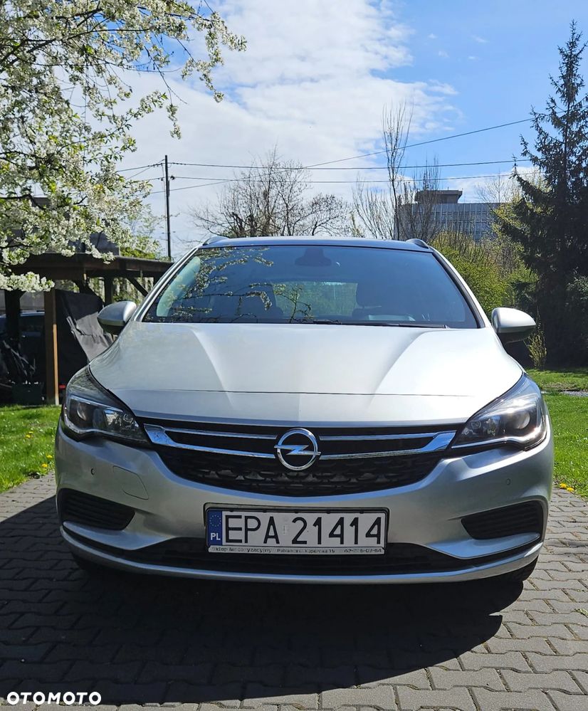 Opel Astra 1.6 D (CDTI) Start/Stop Edition - 2