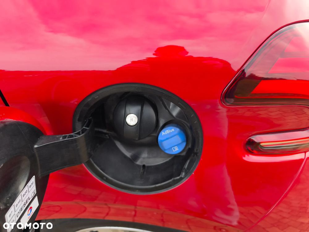 Peugeot 208 1.5 BlueHDi GT Line S&S - 12