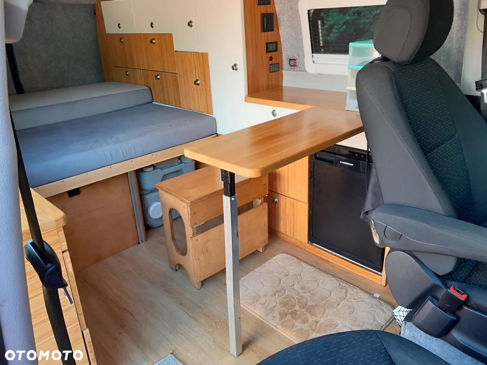 Mercedes-Benz Vito - 8
