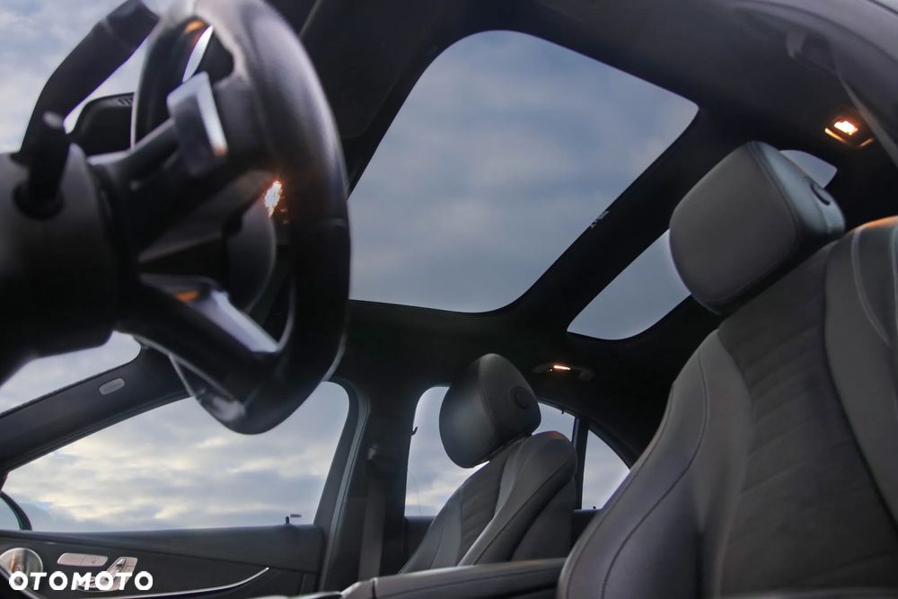 Mercedes-Benz Klasa E 300 Business Edition - 12