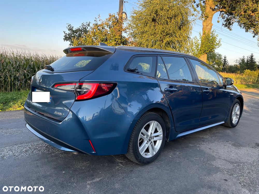 Toyota Corolla 1.8 Hybrid Executive - 3