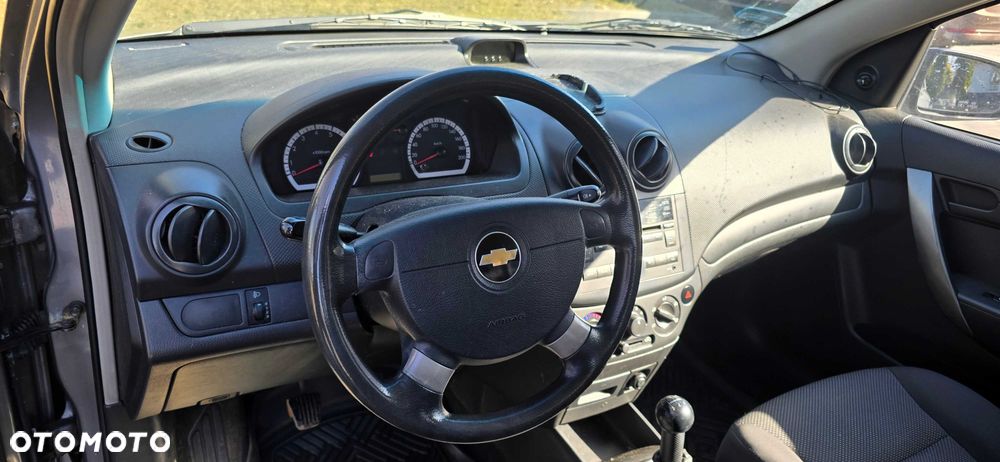 Chevrolet Aveo - 6