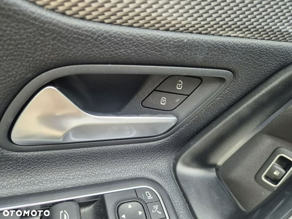 Mercedes-Benz Klasa A 250 e 8G-DCT Edition 2020 - 28