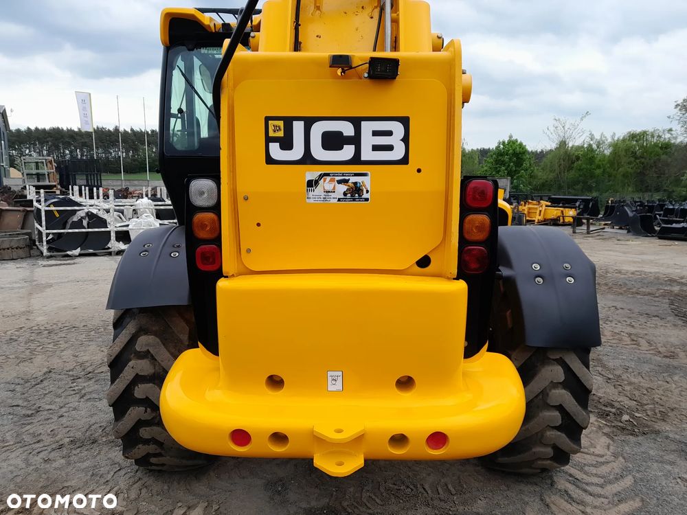 JCB 540-170 2016R - 12