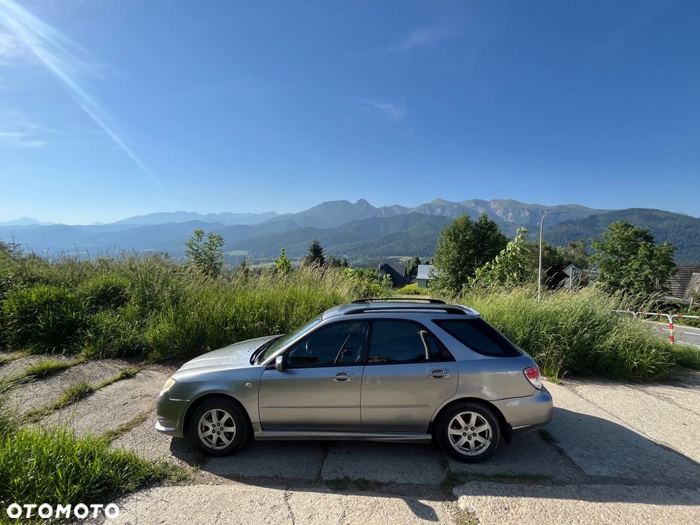 Subaru Impreza SW 2.0 RA - 12