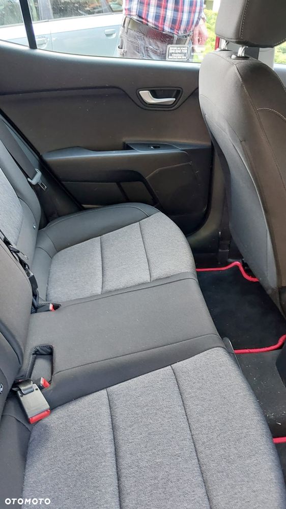 Kia Stonic 1.0 T-GDI L DCT - 8
