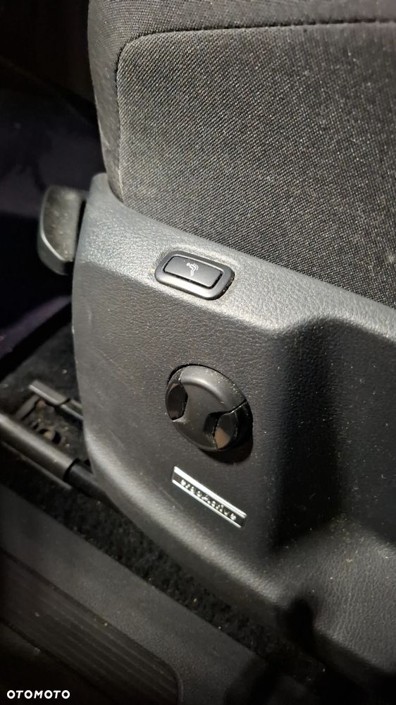 Volkswagen Touran - 9