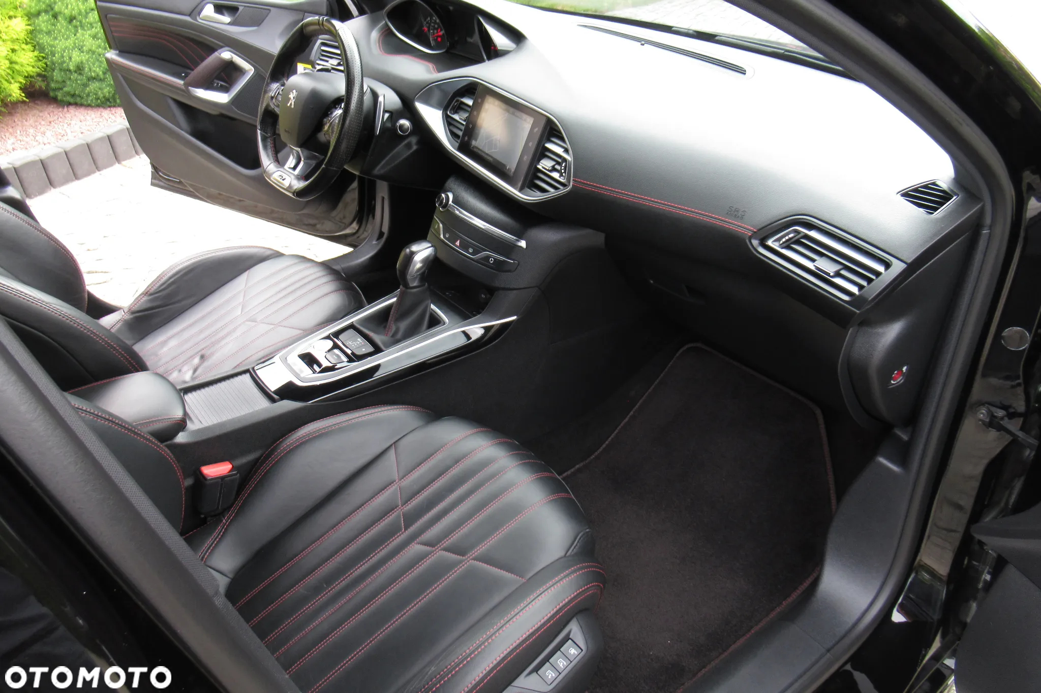 Peugeot 308 SW BlueHDi 180 EAT6 GT - 36