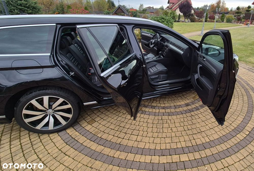 Volkswagen Passat - 21
