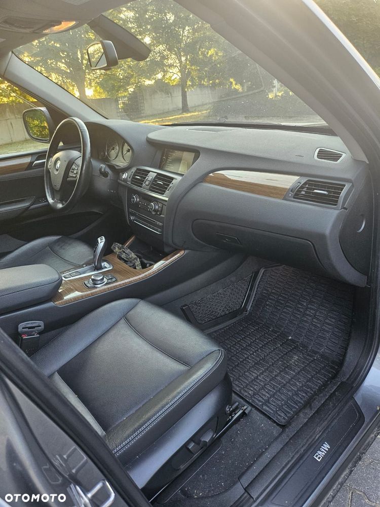 BMW X3 28i xDrive - 7