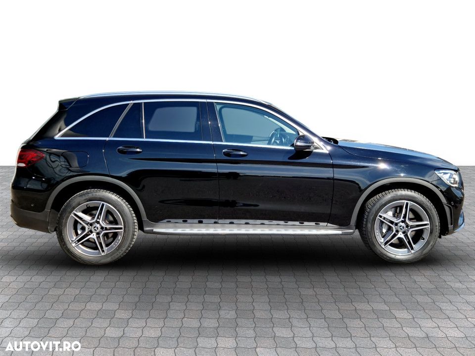 Mercedes-Benz GLC 300 e 4MATIC - 7