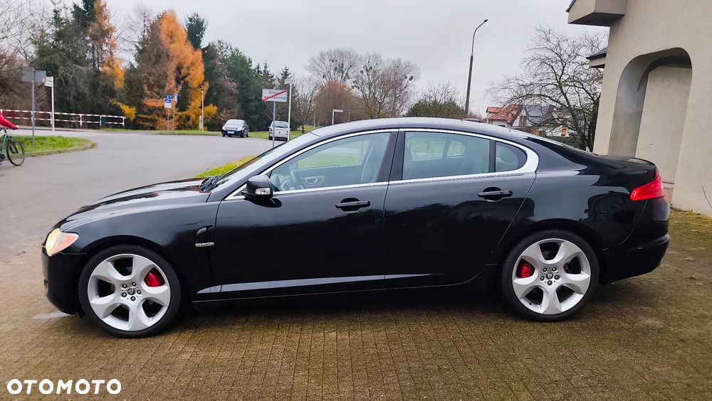 Jaguar XF 2.7 V6 Premium Luxury - 14