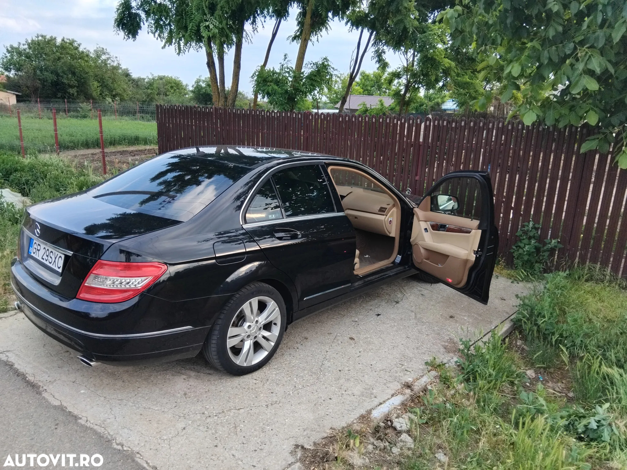 Mercedes-Benz C 230 Estate - 10
