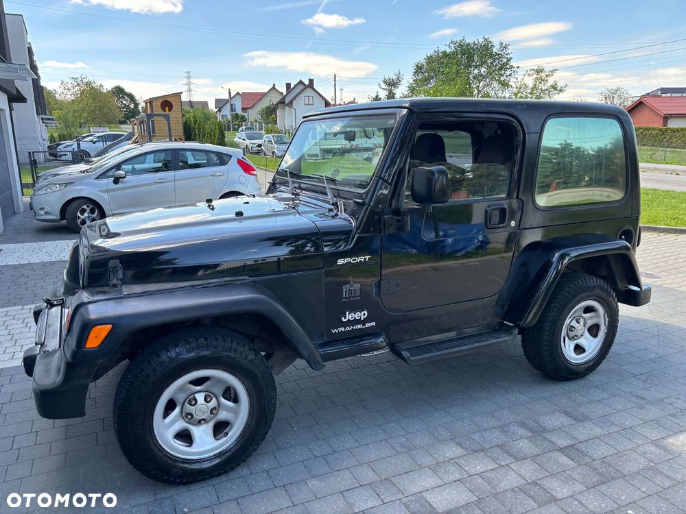Jeep Wrangler - 2