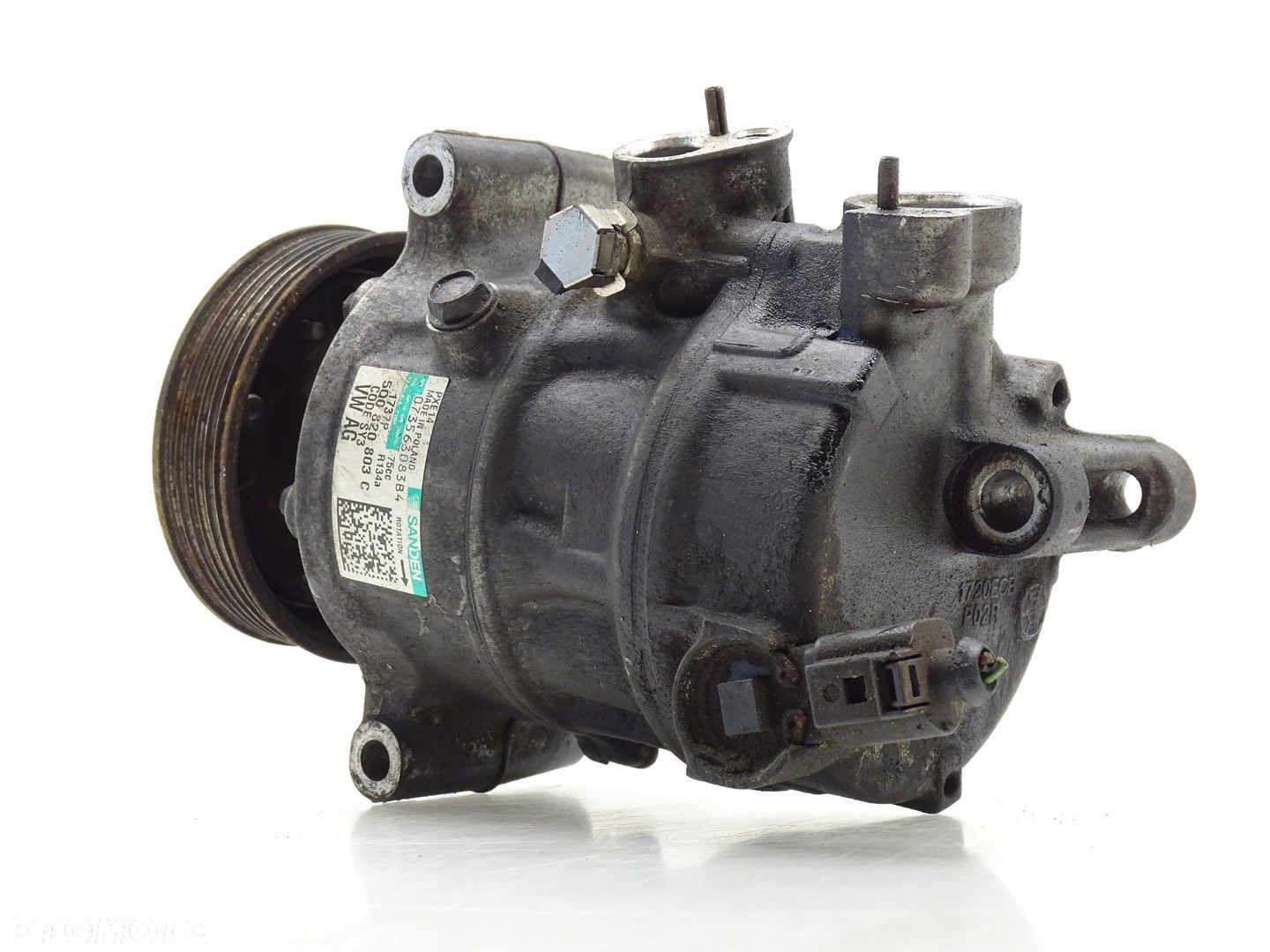 SPRĘŻARKA KLIMATYZACJI SKODA OCTAVIA III 5E 1.6 TDI CLH CLHA 5Q0820803C - 1
