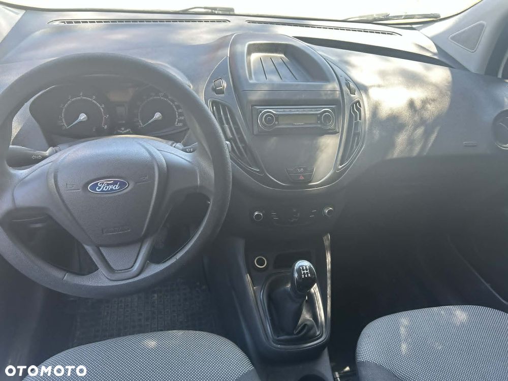 Ford Courier - 4