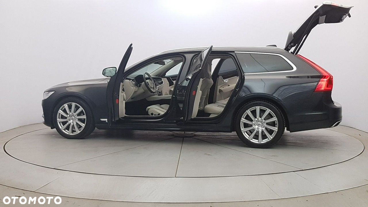 Volvo V90 - 11