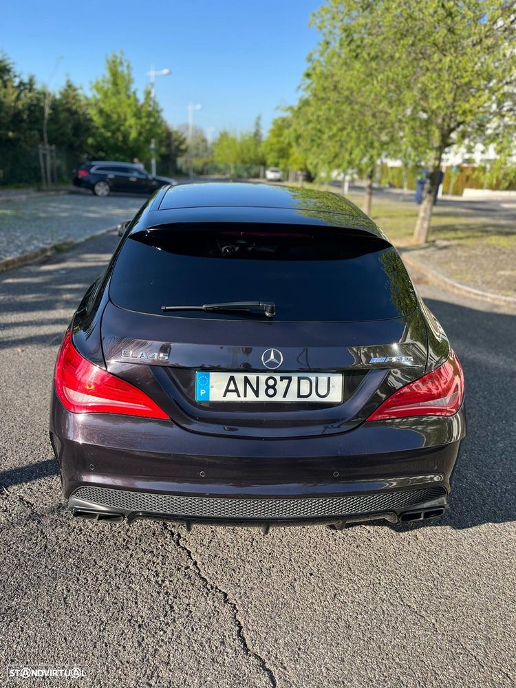 Mercedes-Benz CLA 45 AMG - 4