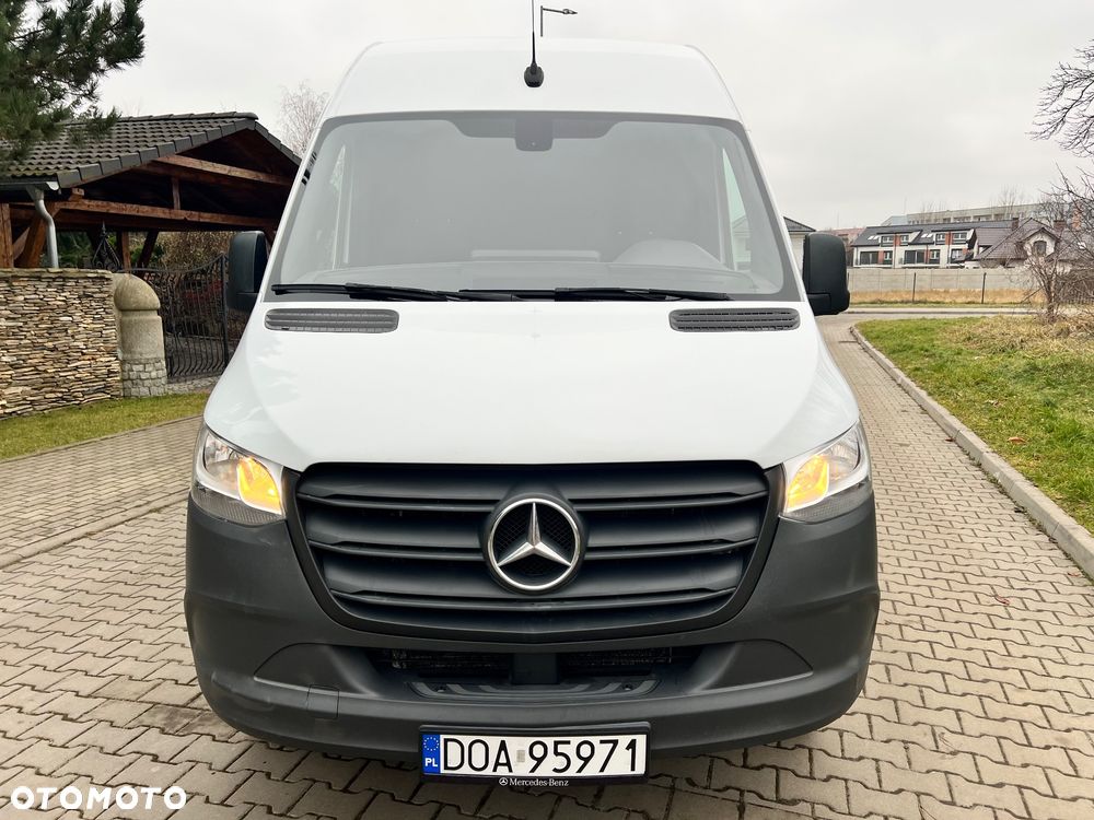 Mercedes-Benz 315 - 11