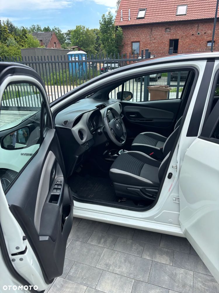 Toyota Yaris - 6