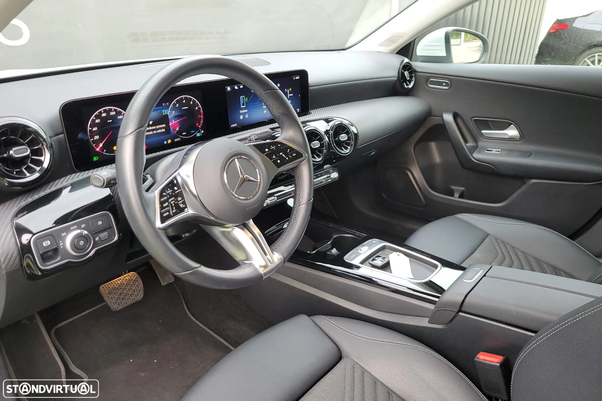 Mercedes-Benz A 200 Standard - 11
