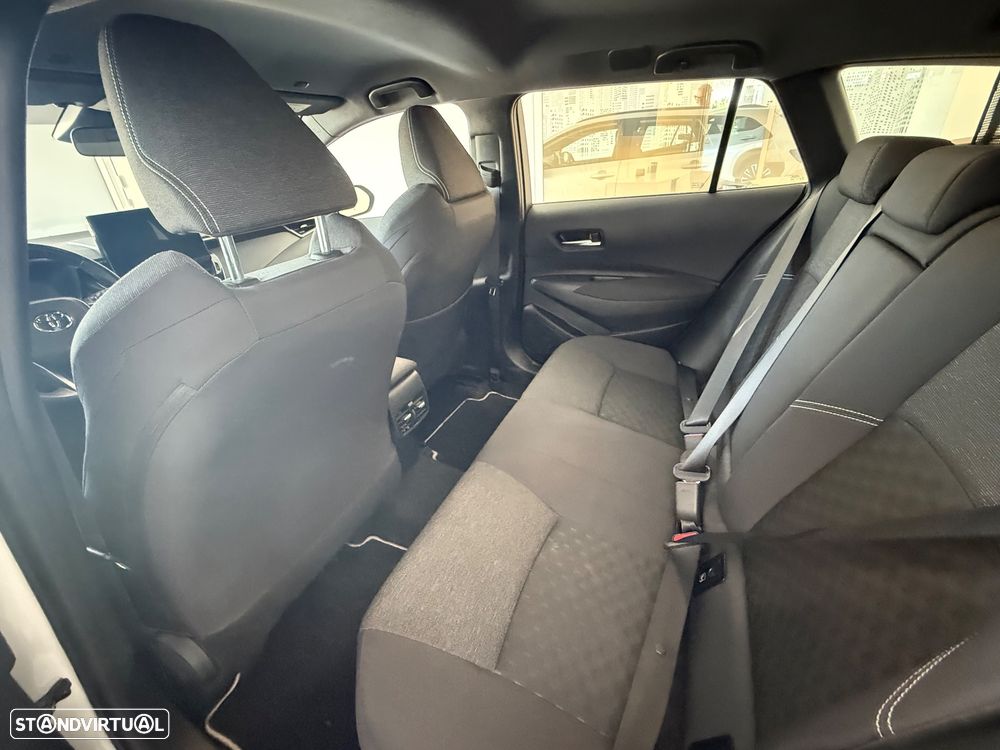 Toyota Corolla Touring Sports 1.8 Hybrid Comfort - 6