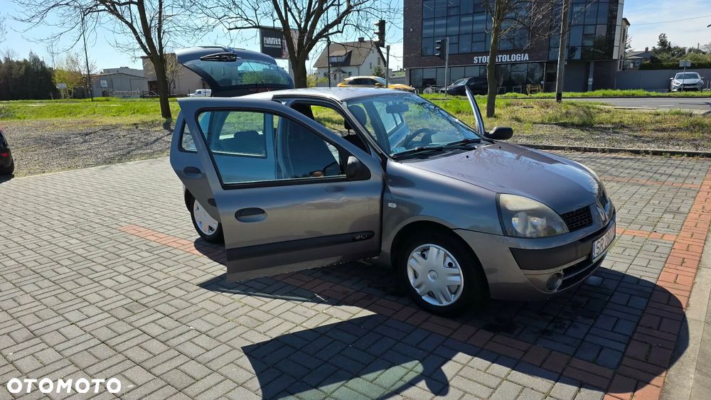 Renault Clio 1.5 dCi Confort Authentique - 12