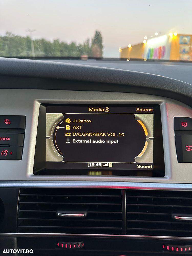 Audi A6 2.0 TDI DPF Multitronic Avant - 17