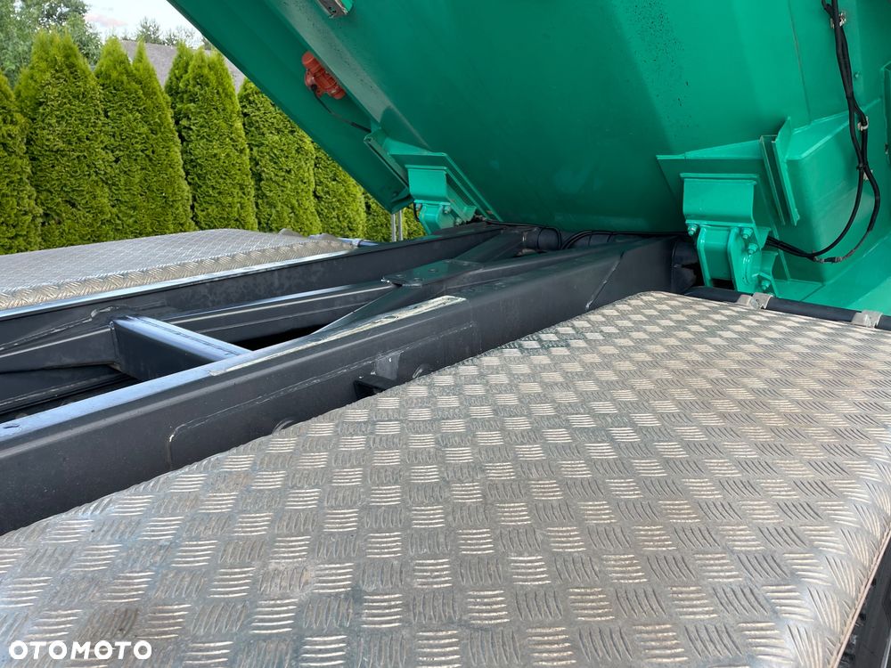 Mercedes-Benz Actros MP3 // 4141// 8x4 SPROWADZONY - 26