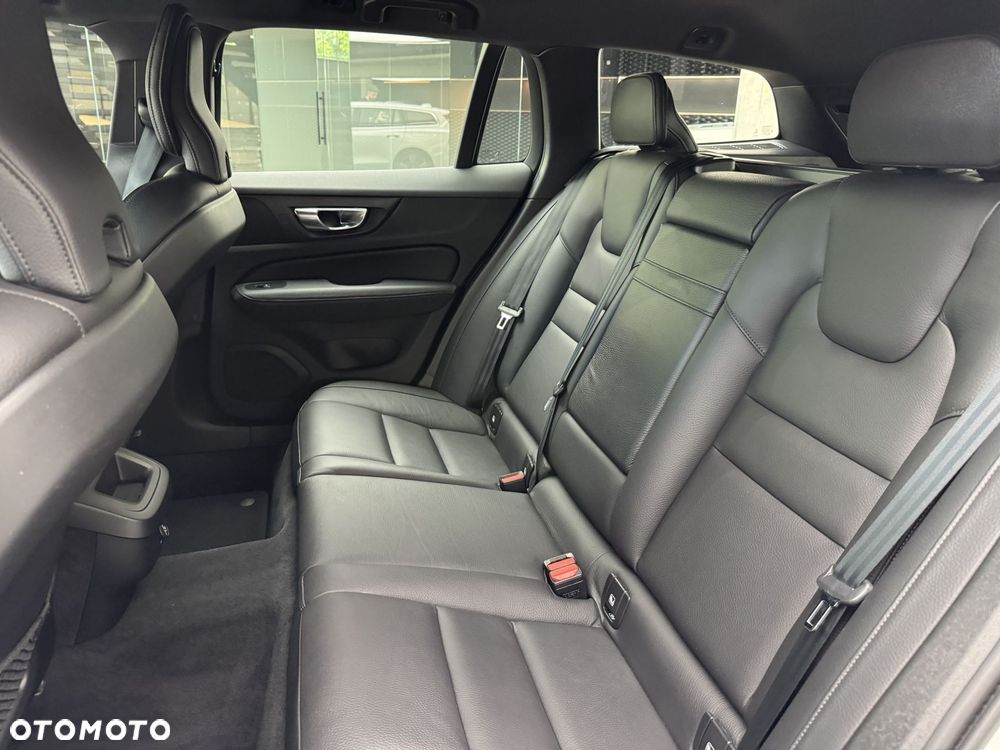Volvo V60 D4 Inscription - 15