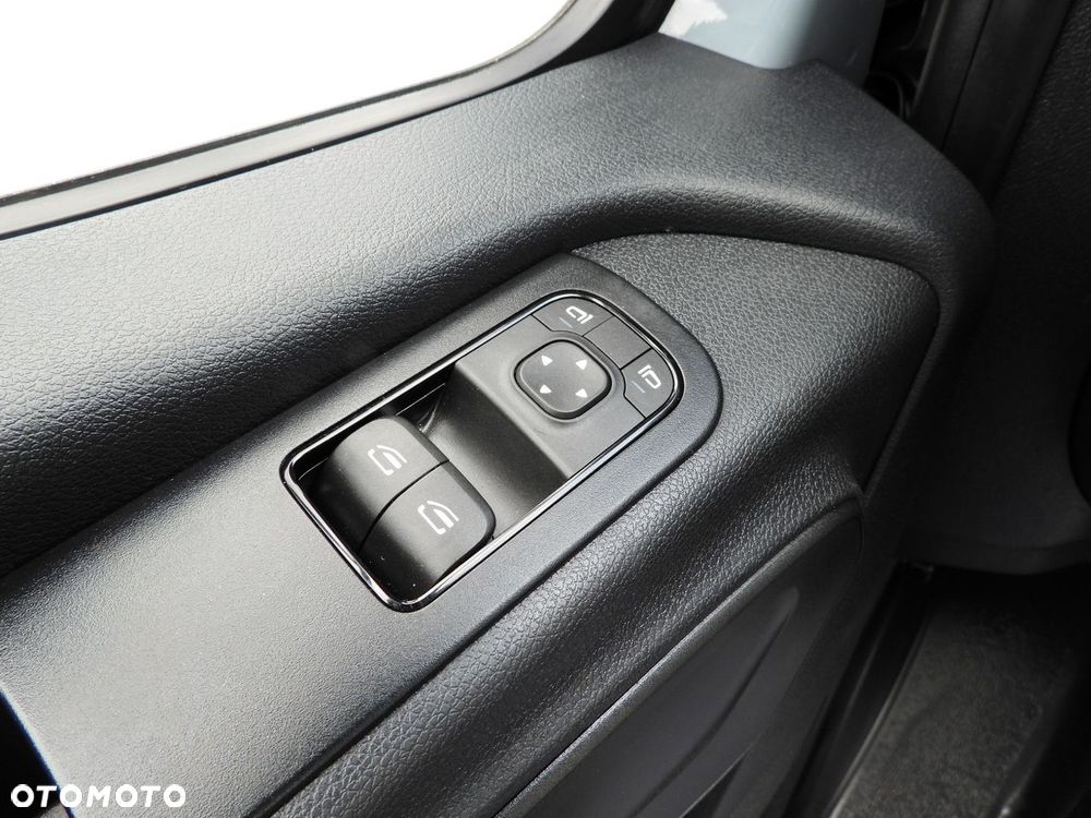 Mercedes-Benz SPRINTER 315 SKRZYNIA 8 PALET TEMPOMAT KLIMATYZACJA  150KM - 25