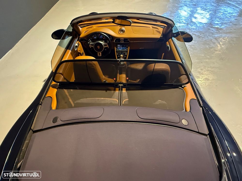 Porsche 911 (997) Turbo Cabriolet PDK - 14