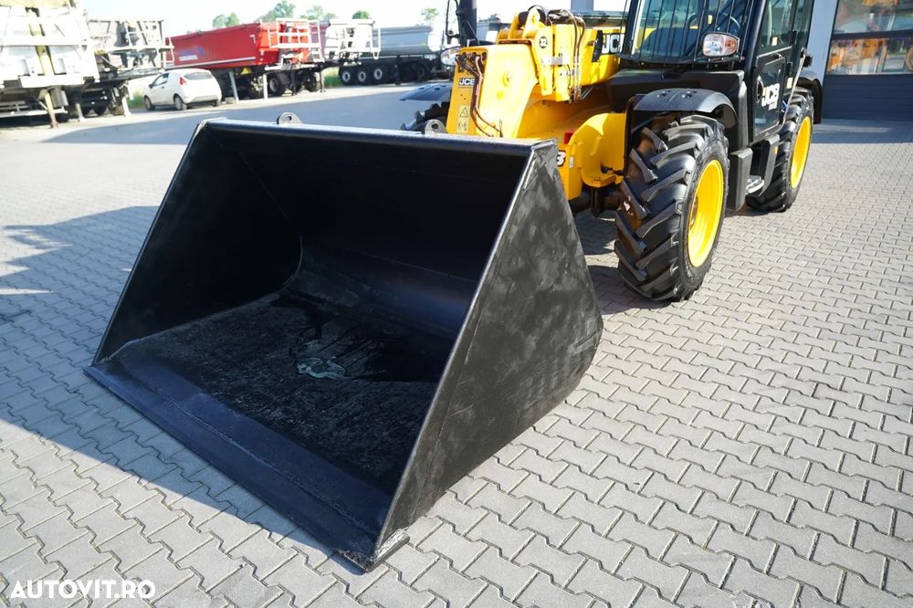 JCB 535-95 / ÎNCĂRCĂTOR TELESCOPIC CU DIRECȚIE / CUPĂ / FURCĂ / ÎNCĂRCĂTOR / CAPACITATE DE RIDICARE 3.500 KG / - 14