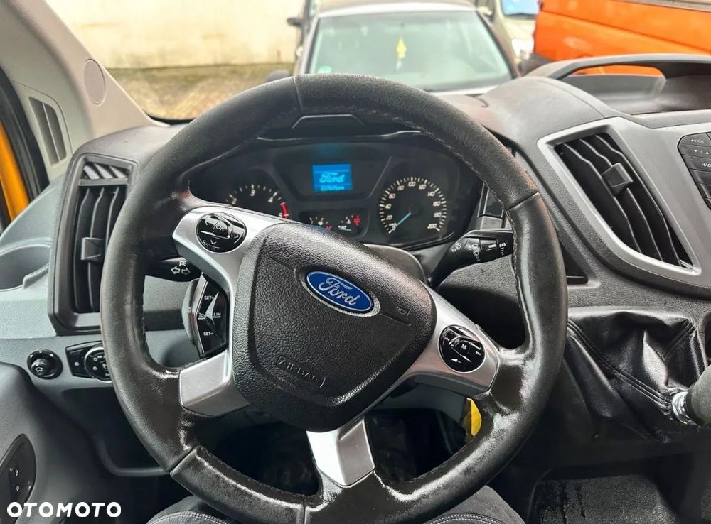 Ford TRANSIT - 9
