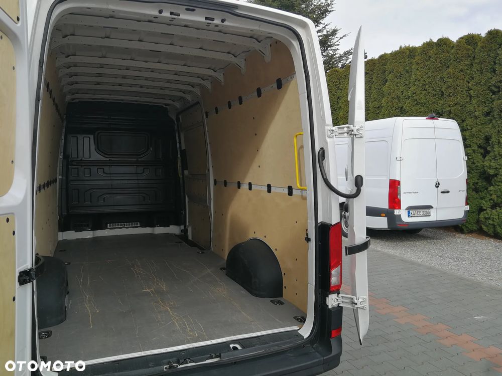 Volkswagen Crafter - 8