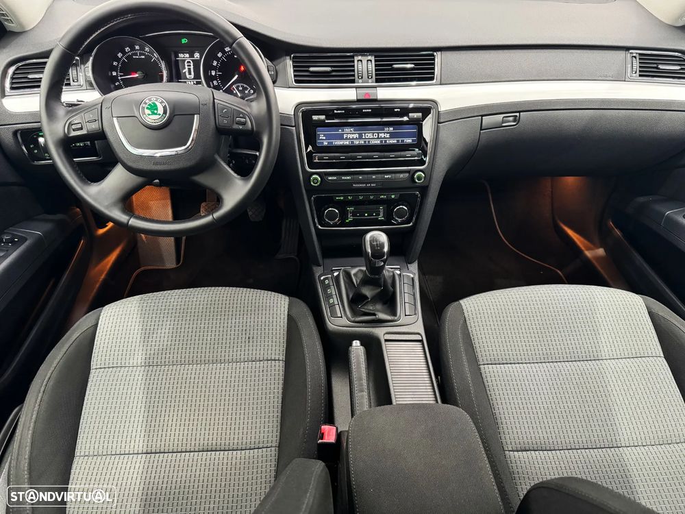 Skoda Superb Break 1.6 TDI Active Greenline - 17