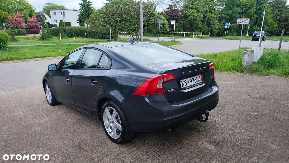 Volvo S60 D3 Geartronic Summum - 37