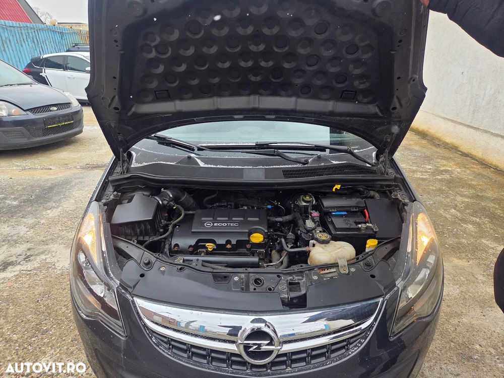 Opel Corsa 1.4 16V Color Edition - 8