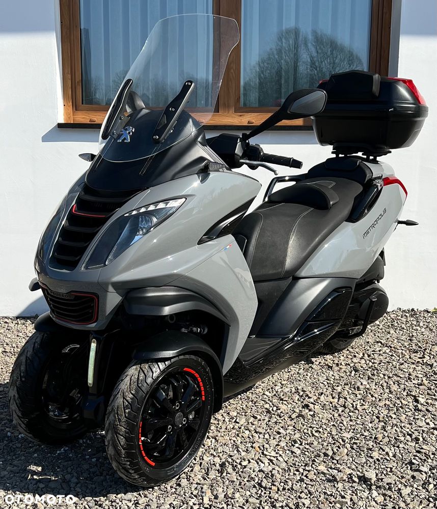 Peugeot Metropolis - 3